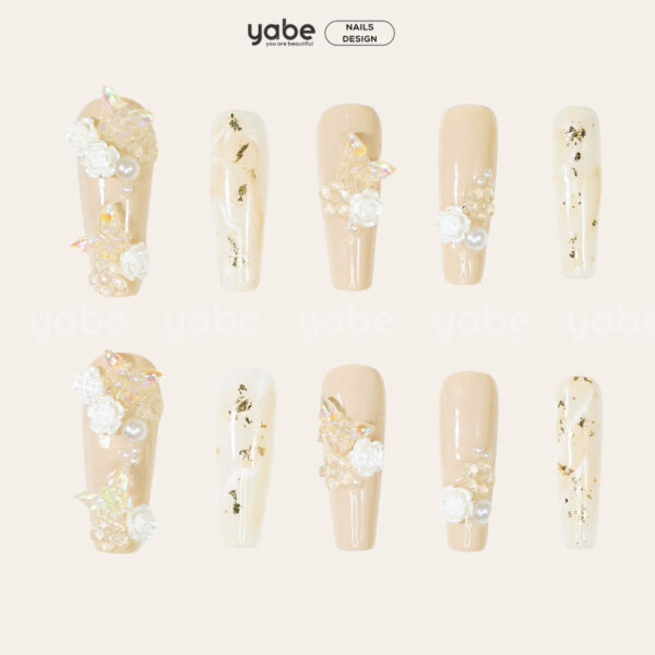 Press on nails beauty cream 1090