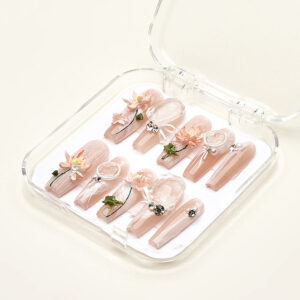 Press On Nails Luxury Cream 1137