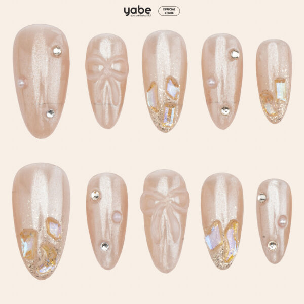 Press on nails beauty cream 1654