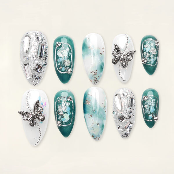 Press on nails shinny blue 1665