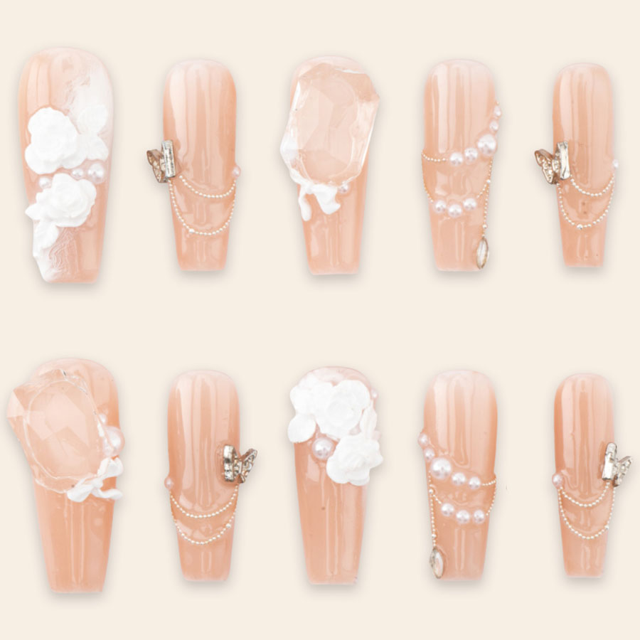 Press on nails shinny cream 1670