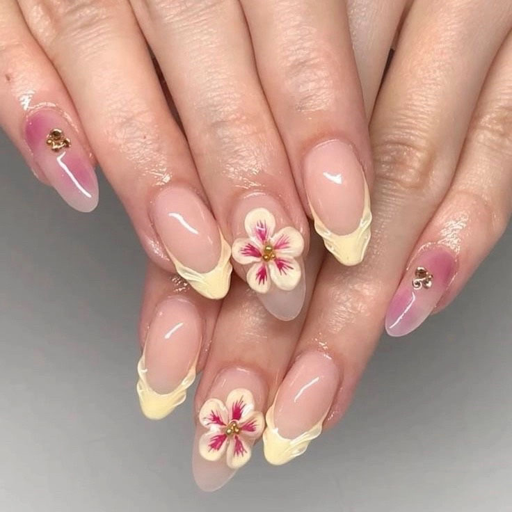 Spring Nails Fresh Ideas for Stylish Seasonal Manicures 6 Spring nails