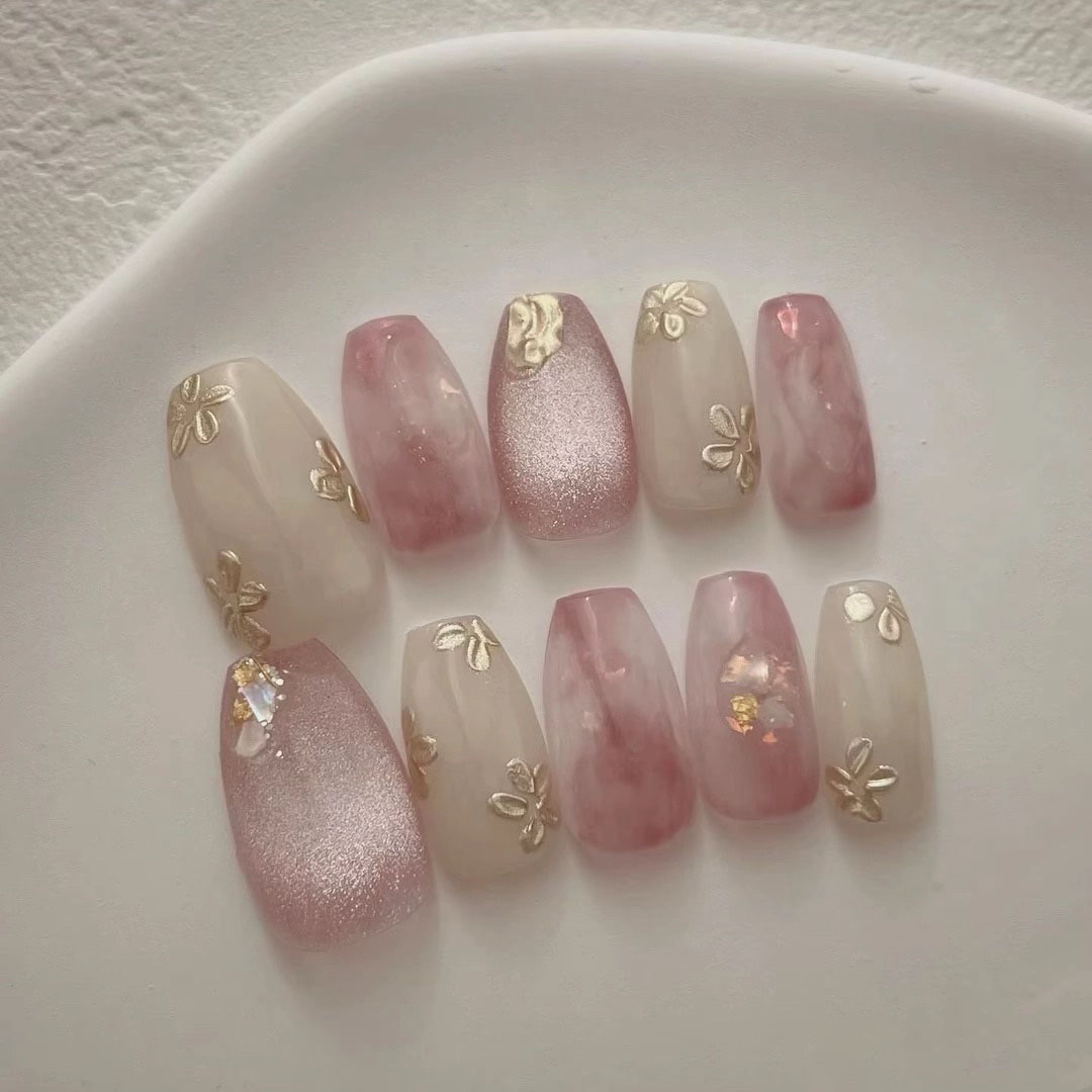 Spring Nails Fresh Ideas for Stylish Seasonal Manicures 9 Spring nails