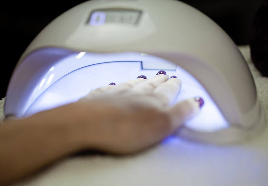 Your gel manicure & uv radiation: how to protect your hands
